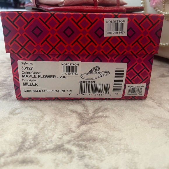 Tory Burch red patent miller sandals - Picture 4 of 4